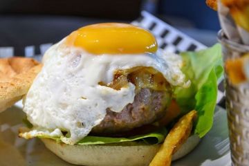 CROAK'S Bistro & Bar